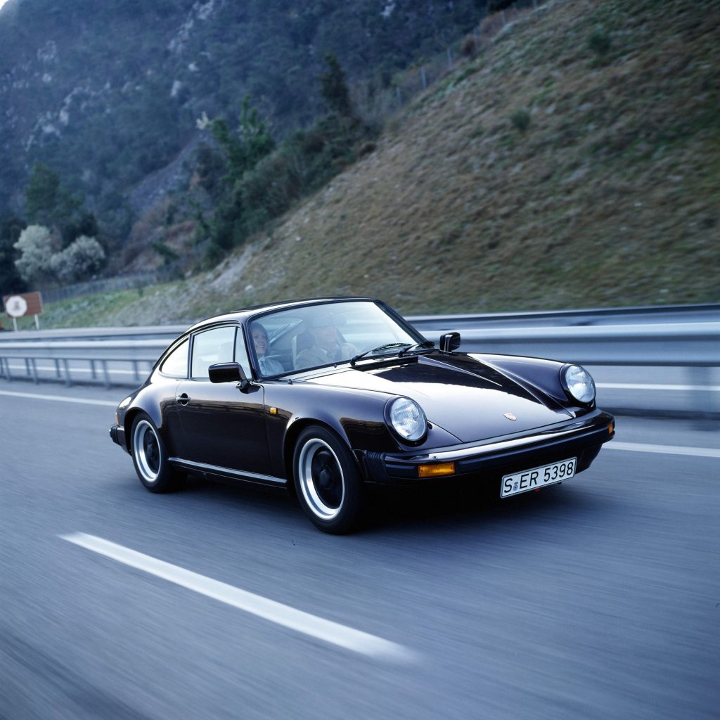 THE SEVEN GENERATIONS OF THE PORSCHE 911 – motion | urban | life